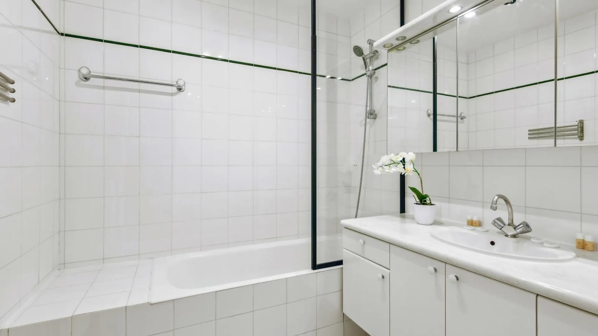 Amazing Apt 3Bdr Near The Eiffel Tower Paris Daire