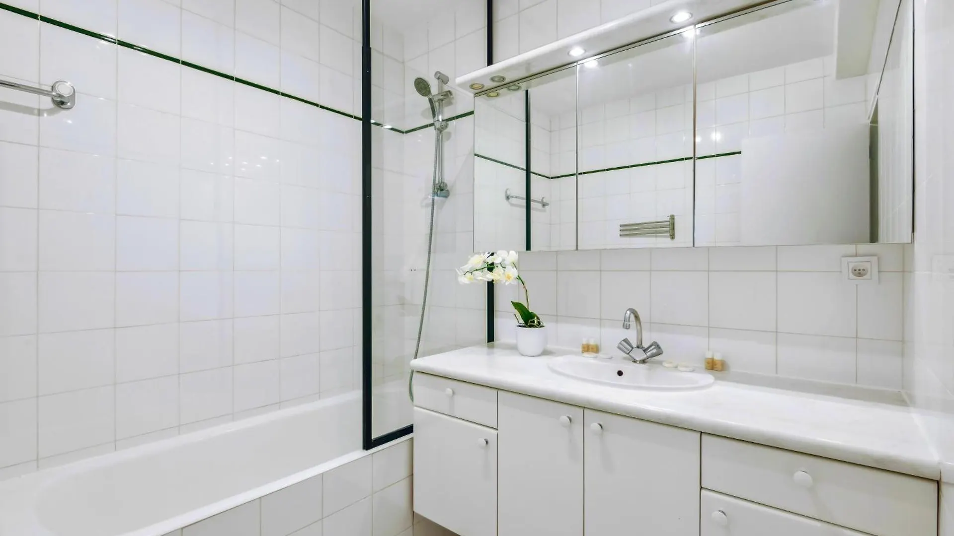 Amazing Apt 3Bdr Near The Eiffel Tower París 0*,